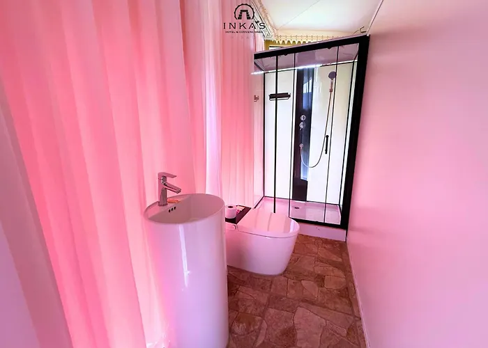 Inkas Y Convenciones Hotel *